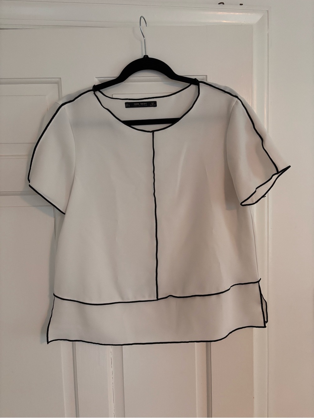 Zara White Short Sleeve Blouse with Black Piping